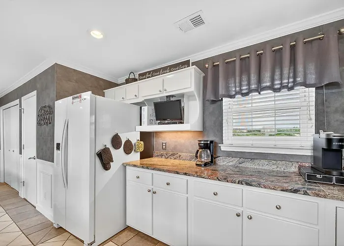 Hibearnation - A Place To Relax, Refresh And Dream Holiday home Gulf Shores